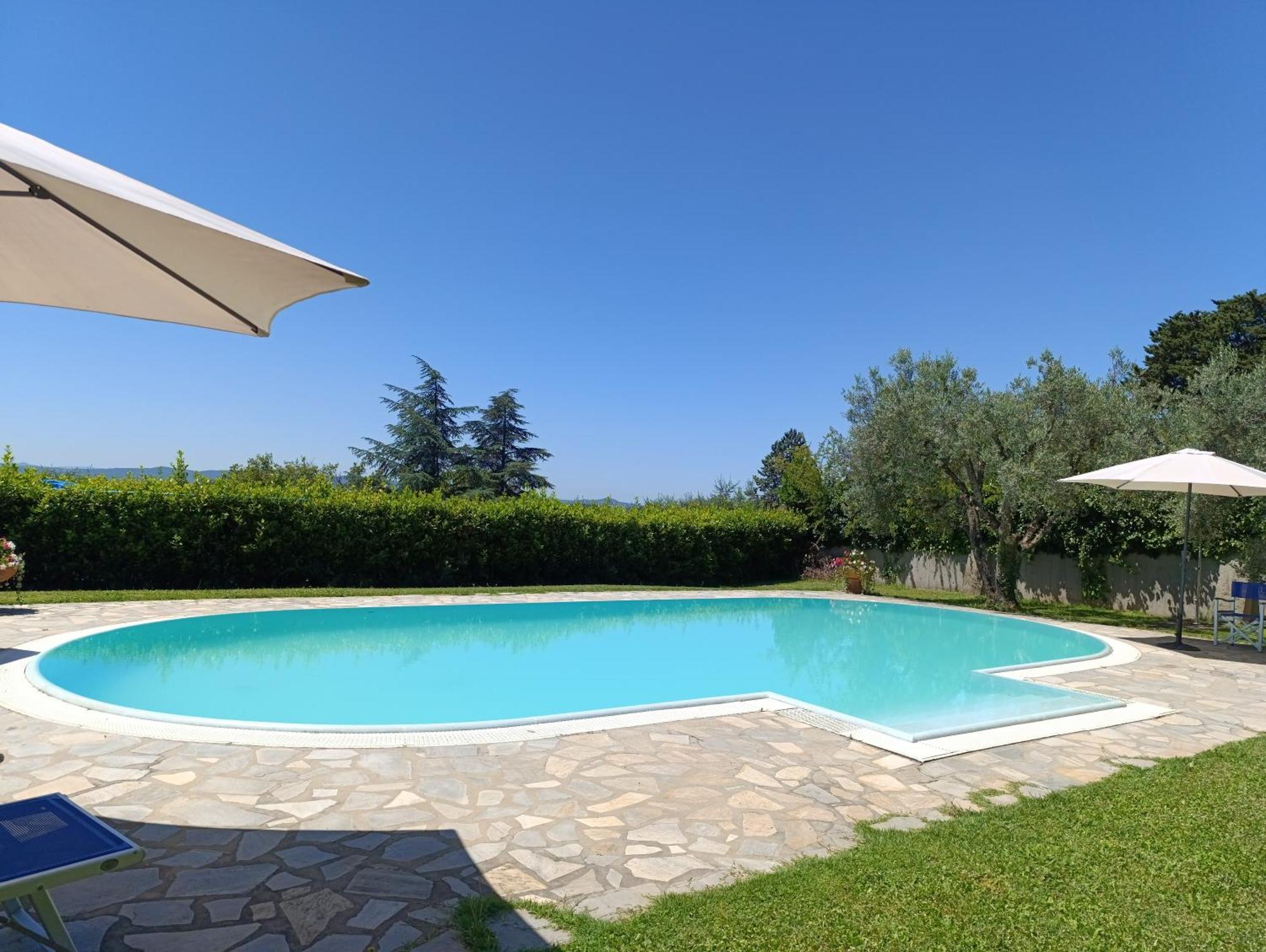 Casa vacanze Con Piscina In *