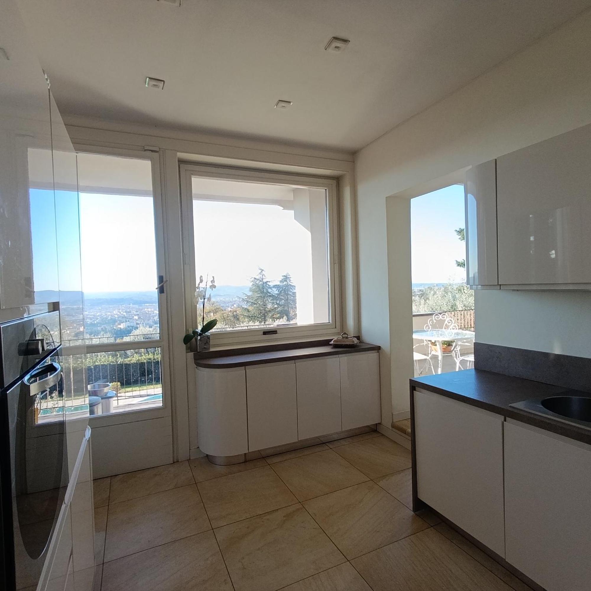 Con Piscina In Casa vacanze Firenze